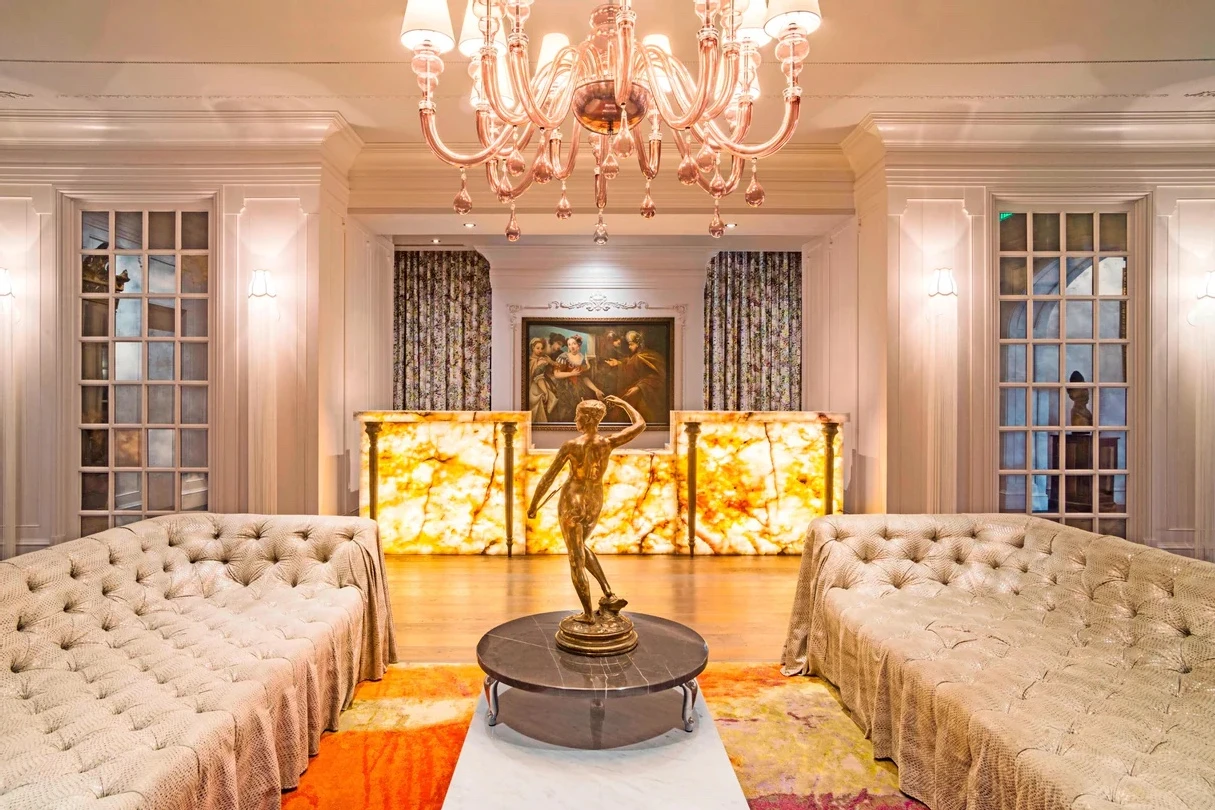 Grand Bohemian Hotel Charleston, Autograph Collection