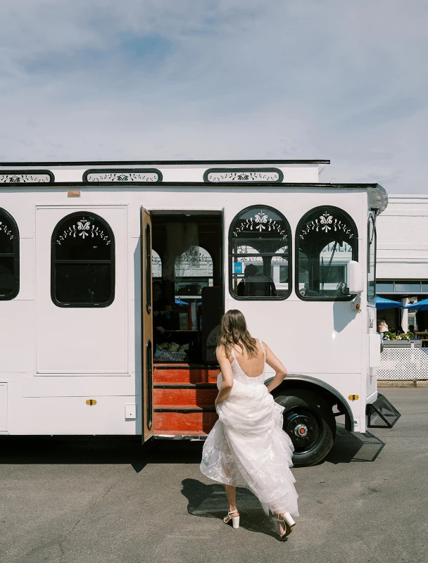 A Winery Wedding for Gwendolyn  and Noah