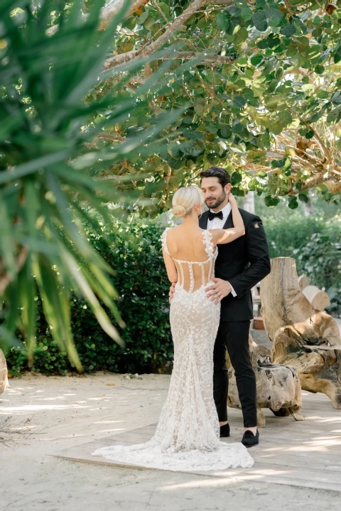 A Glam Wedding for Haley and Alex