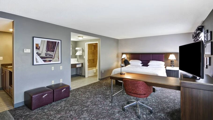 Hampton Inn & Suites Columbus-Easton Area