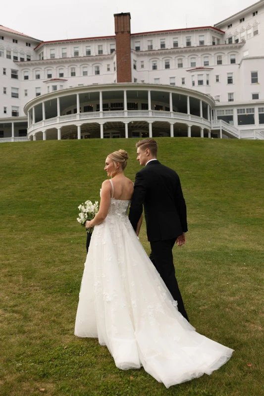 A Vintage Wedding for Hana and Dan