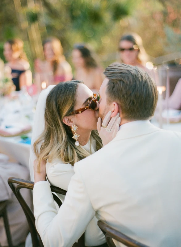 A Colorful Wedding for Hanna and Jack