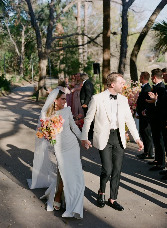 A Colorful Wedding for Hanna and Jack