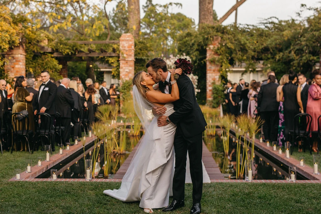 An Outdoor Wedding for Hayley and Andrew