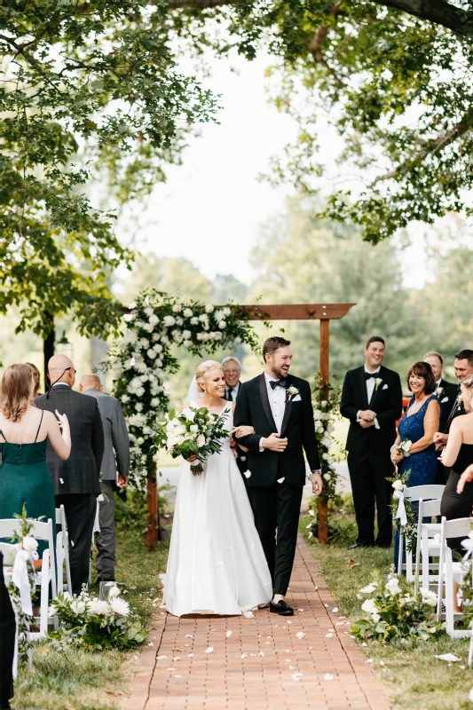 A Country Wedding for Hayley and Chris