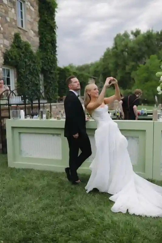 A Garden Wedding for Heather and Kevin