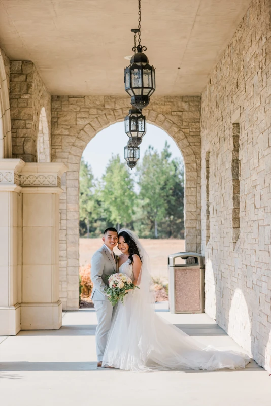 A Classic Wedding for Heidi and Davis