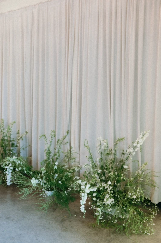 A Wildflower Wedding for Hélène and Alexandre