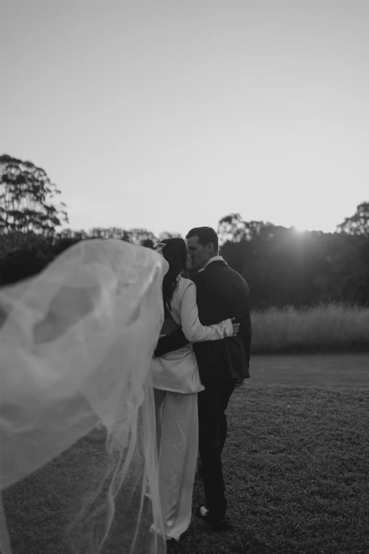 An Outdoor Wedding for Holly and Josh