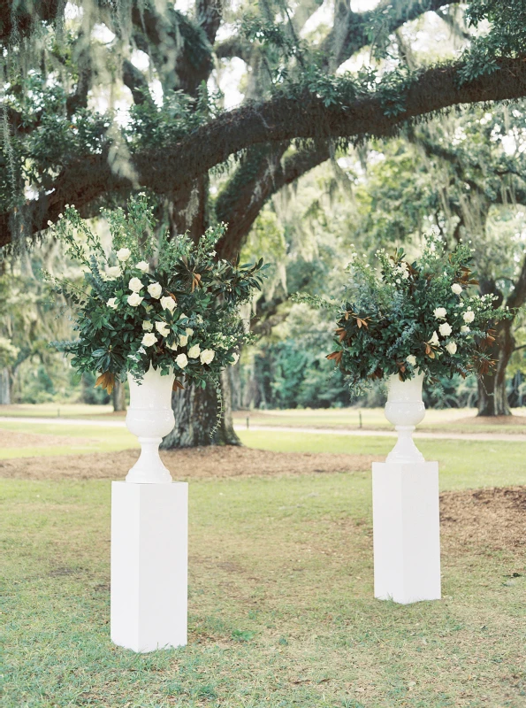 A Classic Wedding for Holly and Patrick