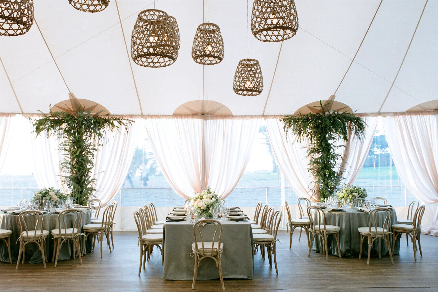 Wedding table setting with beautiful chandeliers