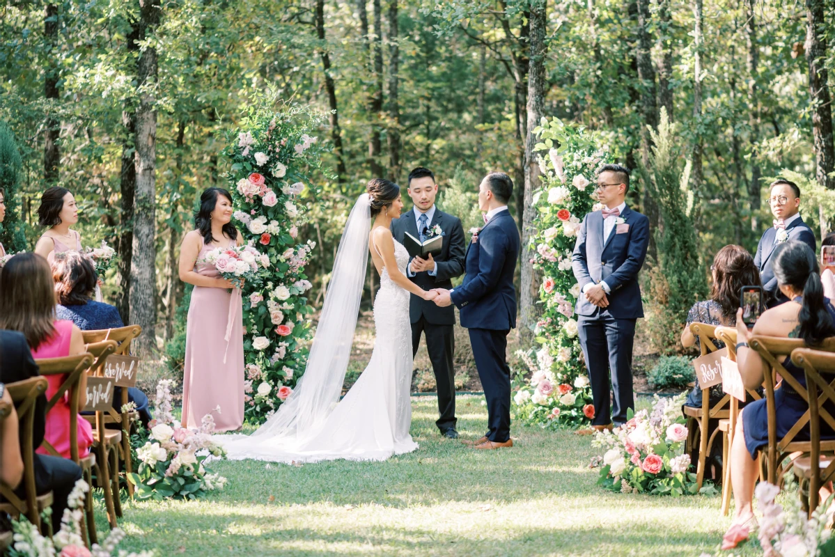 A Classic Wedding for Huong and David 