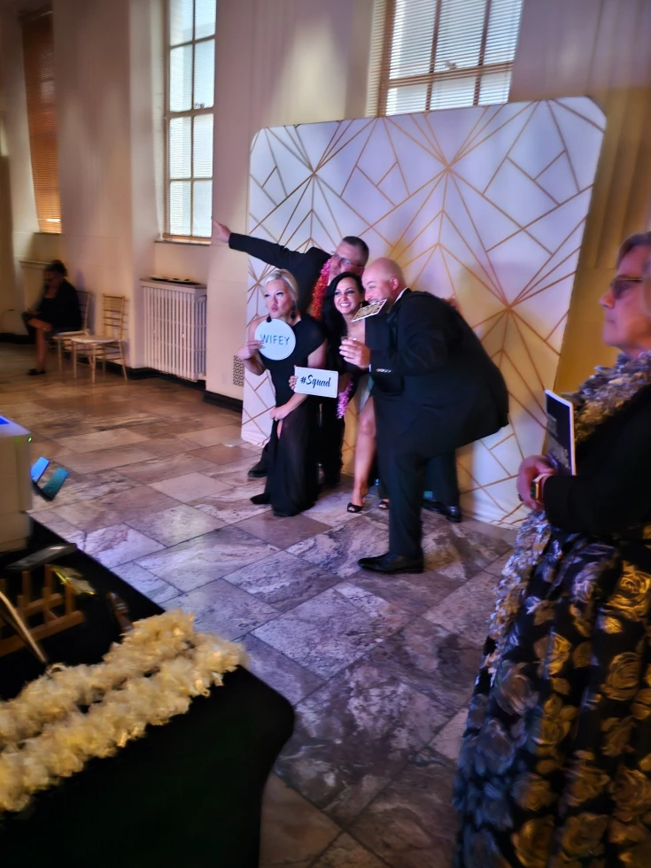 Ideal Photobooth Rentals 