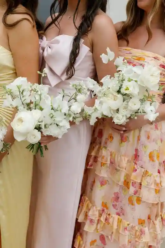 A Beachfront Wedding for Isabel and Joe