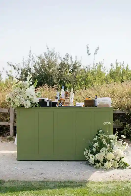 A Beachfront Wedding for Isabel and Joe