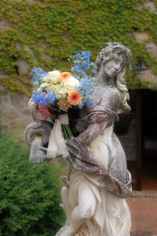 A Countryside Wedding for Isabelle and Ben