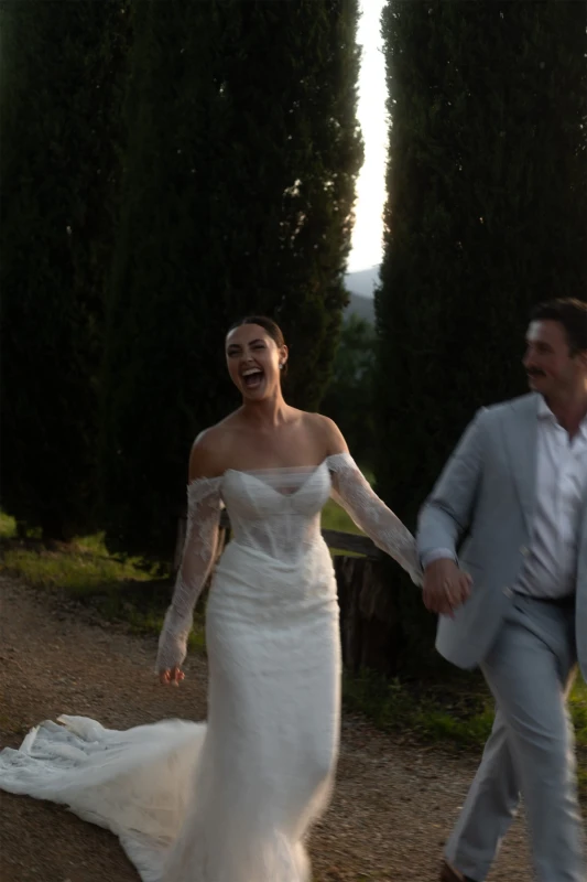 A Countryside Wedding for Isabelle and Ben