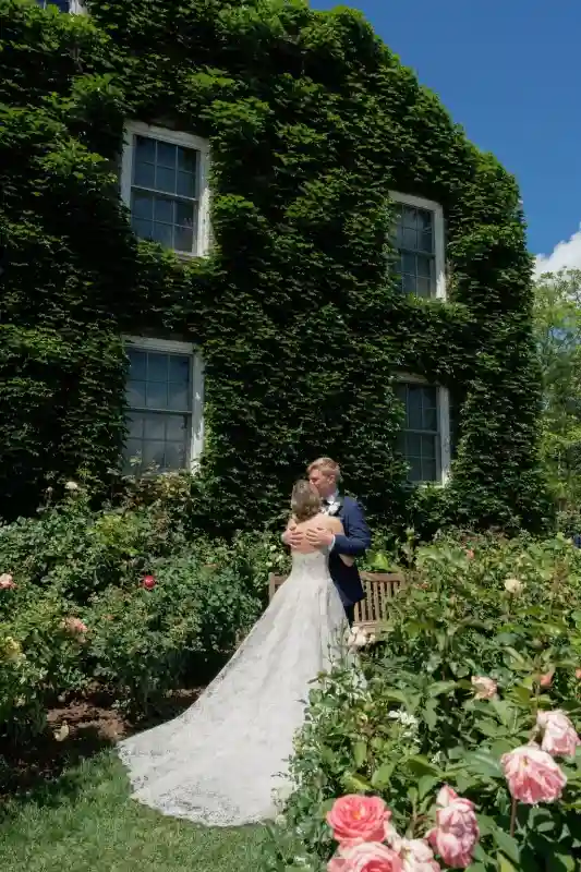 A Spring Wedding for Jack and Anna
