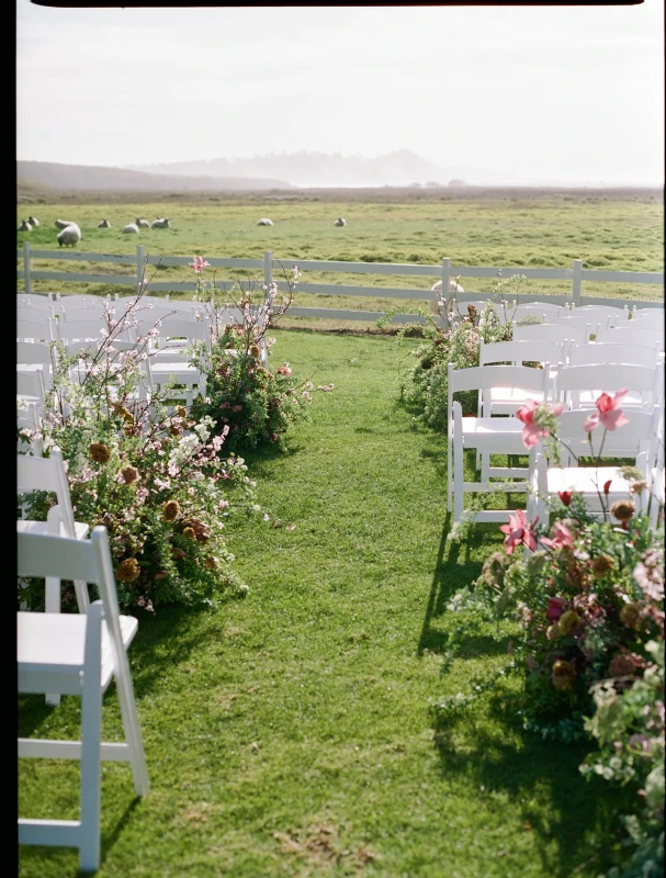 A Wildflower Wedding for Jaclyn  and Ryan