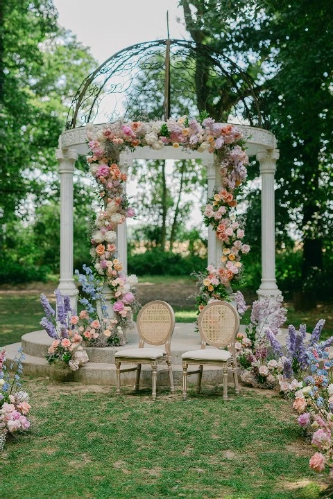 A Garden Wedding for Jade and Aladin