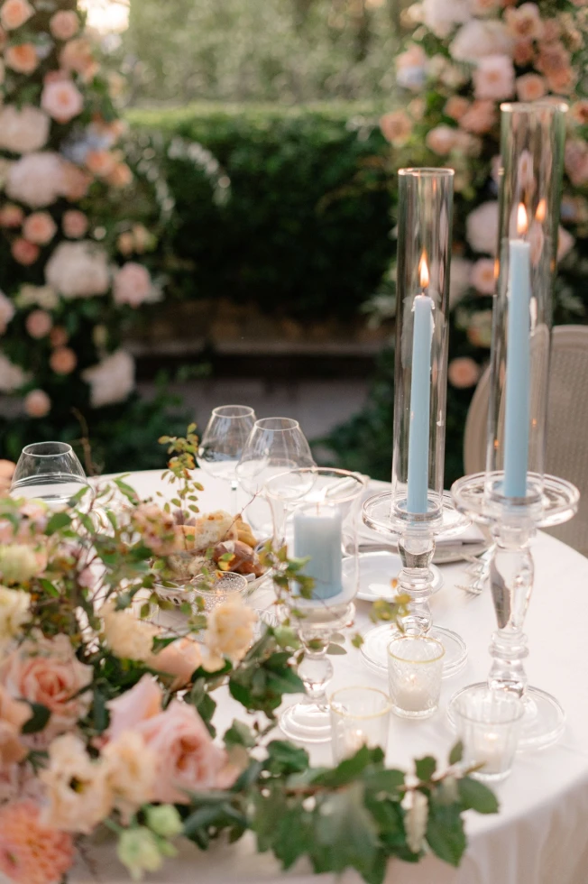Jane Handles Weddings