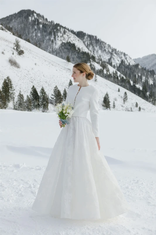 A Winter Wedding for Samantha and Spencer