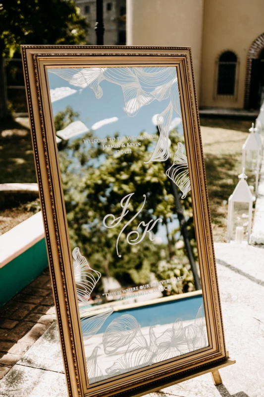 A Beach Wedding for Jazmín and Kevin