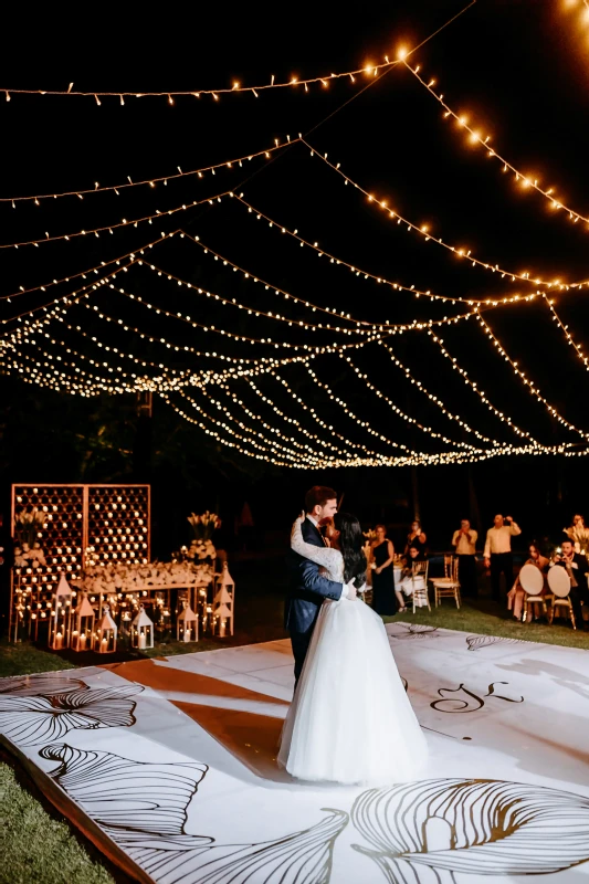 A Beach Wedding for Jazmín and Kevin