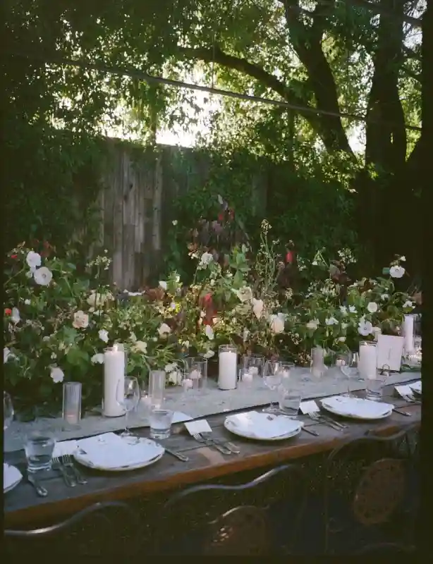 A Vintage Wedding for Jenn and Reed