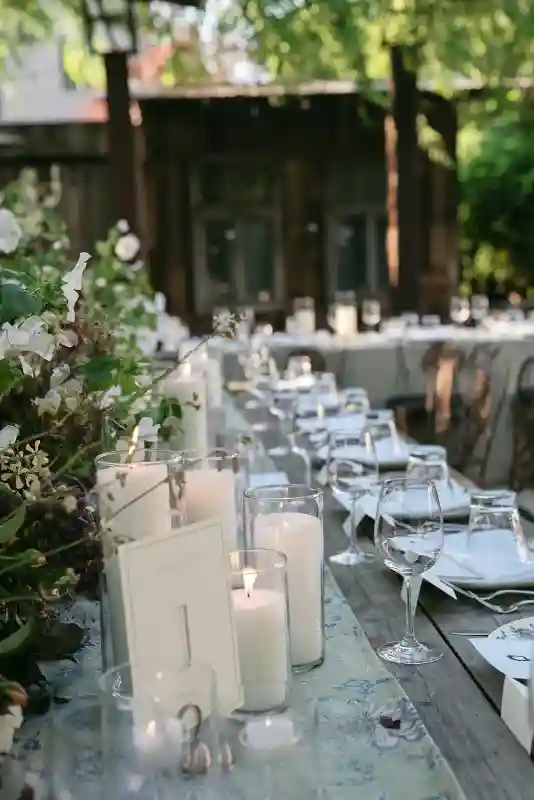 A Vintage Wedding for Jenn and Reed