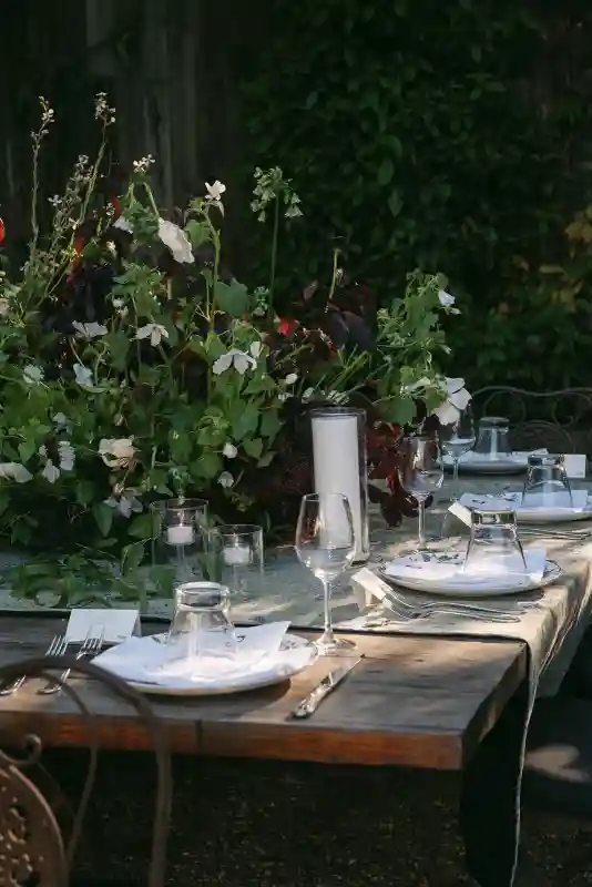 A Vintage Wedding for Jenn and Reed