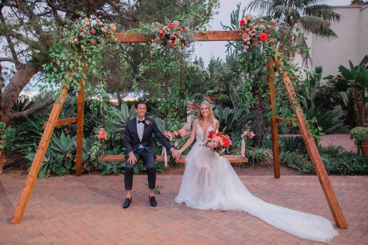 A Beach Wedding for Jennifer and Ryan