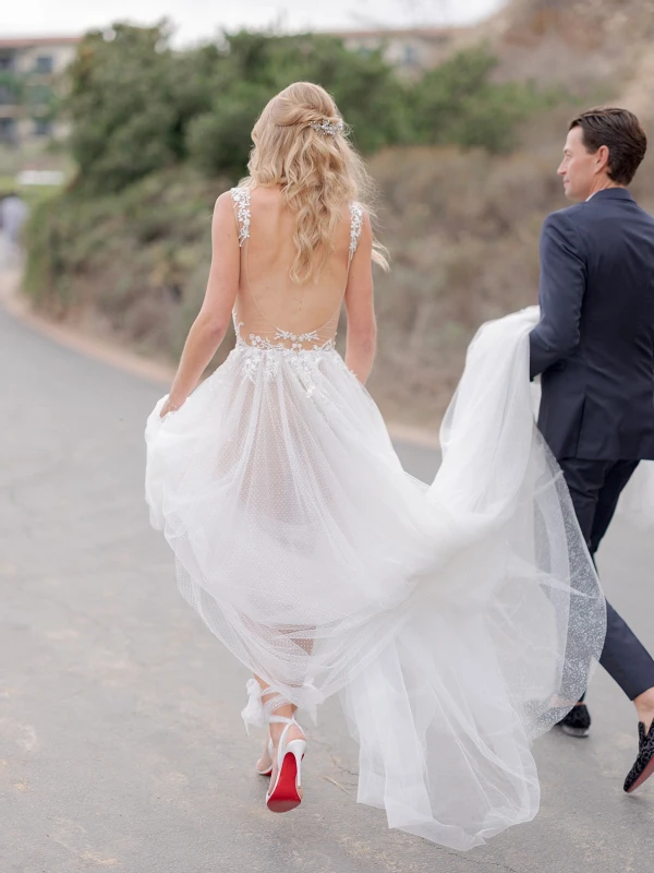 A Beach Wedding for Jennifer and Ryan