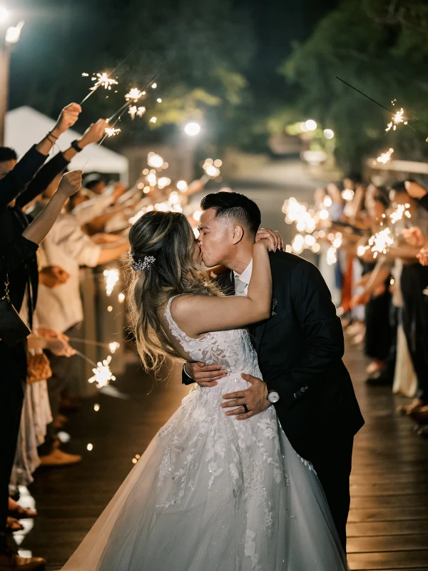 A Rustic Wedding for Jenny and Khanh