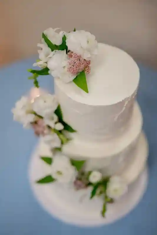A Mountain Wedding for Jess and James