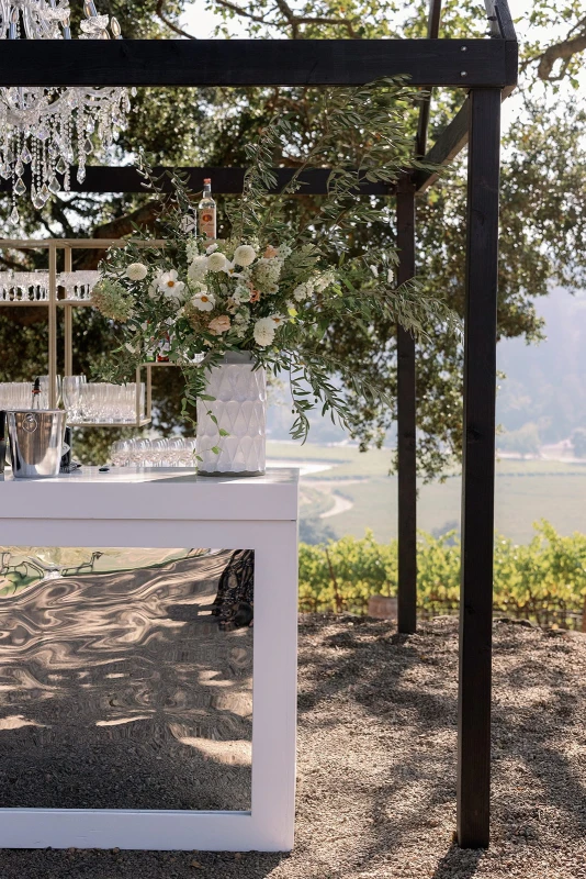 A Vineyard Wedding for Jessica and Christopher