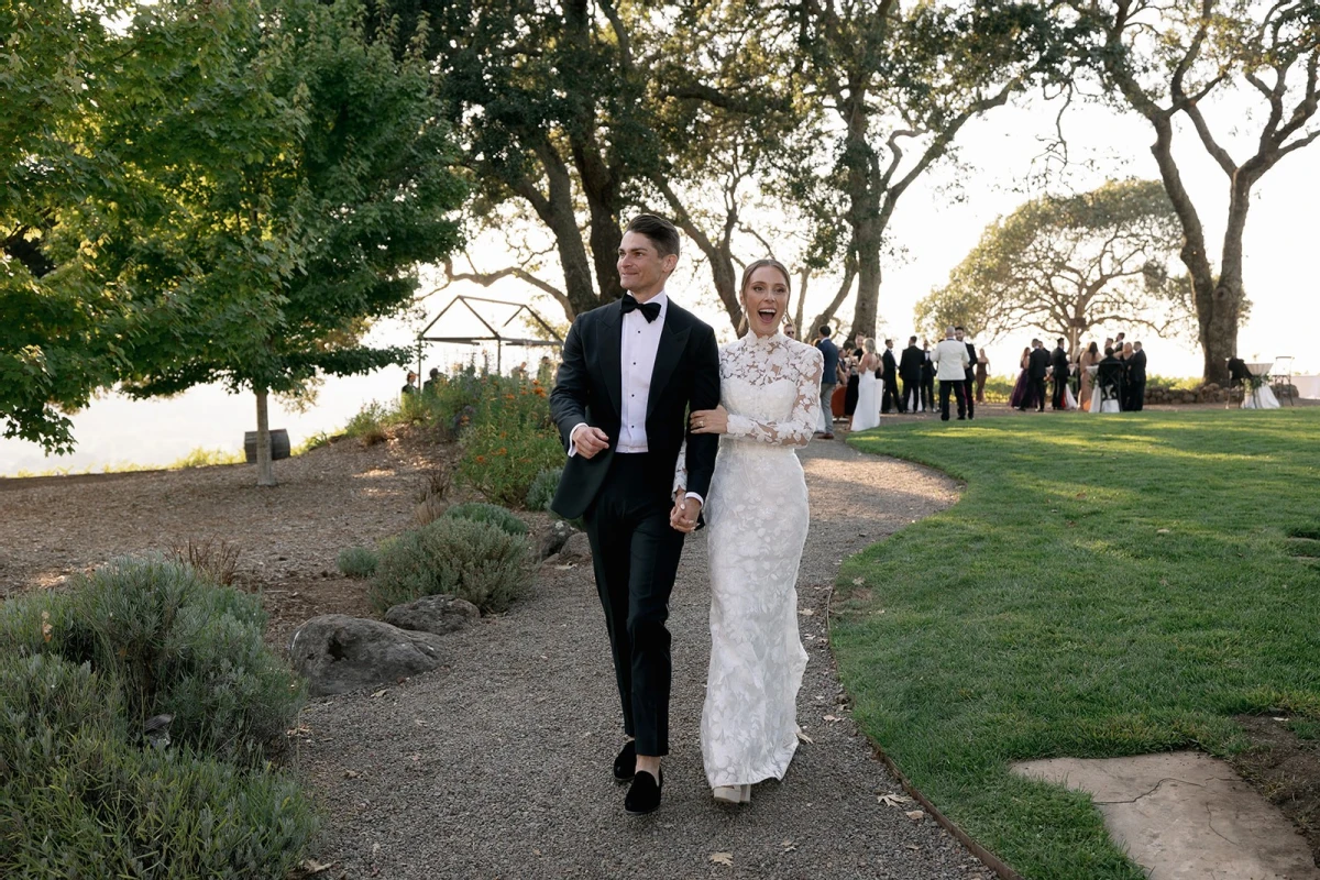 A Vineyard Wedding for Jessica and Christopher