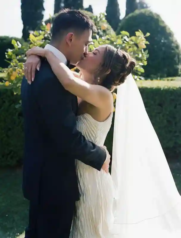 A Castle Wedding for Jessica  and Matt 