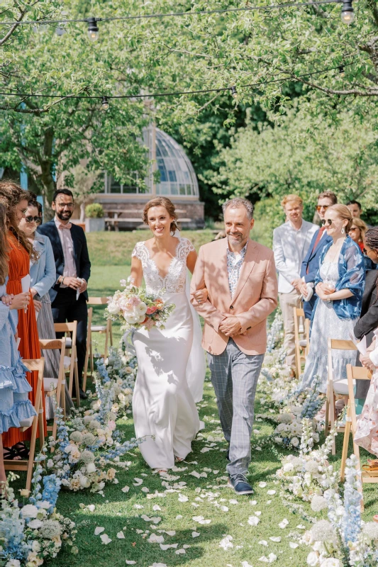 An Outdoor Wedding for Jessie and Jonathan