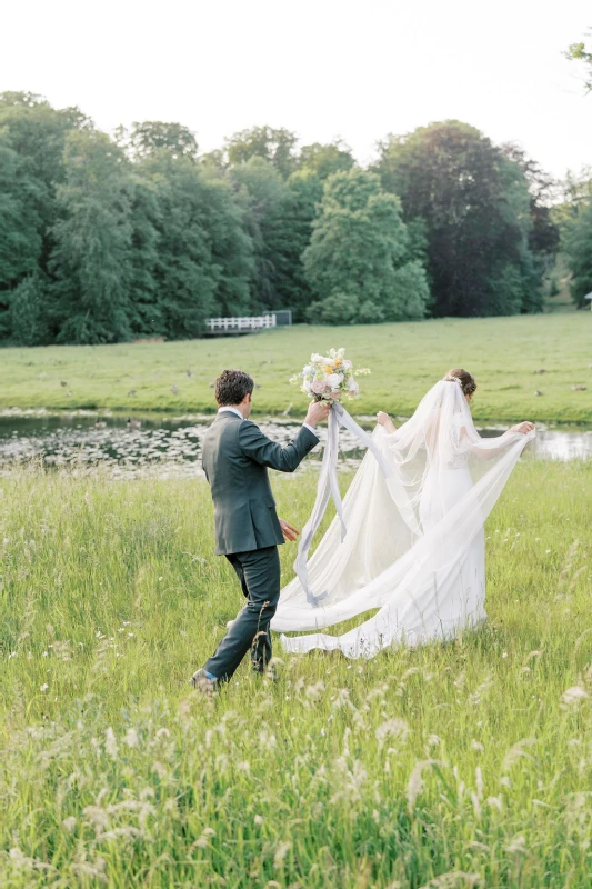 An Outdoor Wedding for Jessie and Jonathan