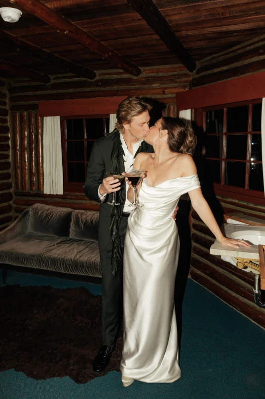 A Woodland Wedding for Jordan and Kai