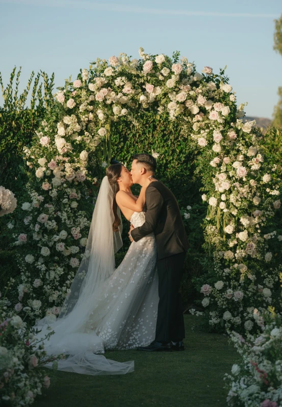 A Garden Wedding for Joyce and Elliot