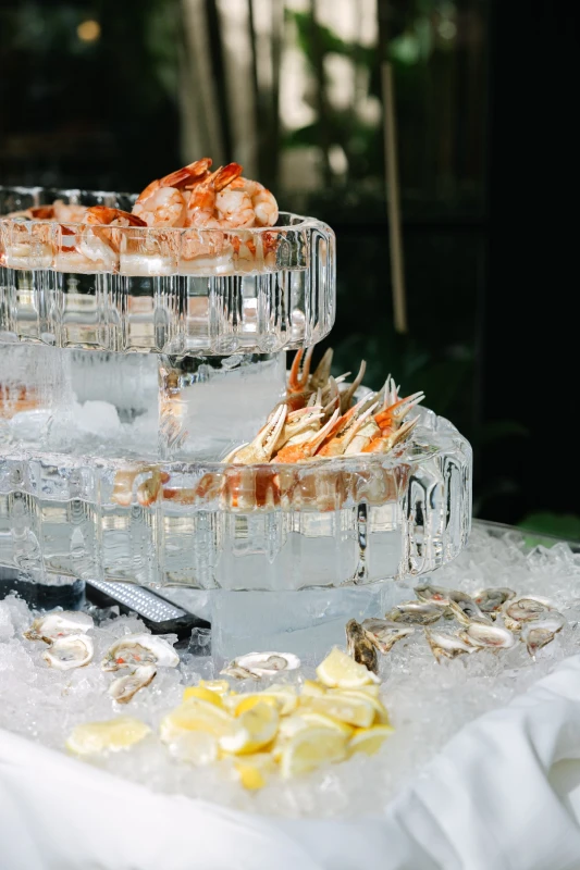 A Classic Wedding for Julia and Christian