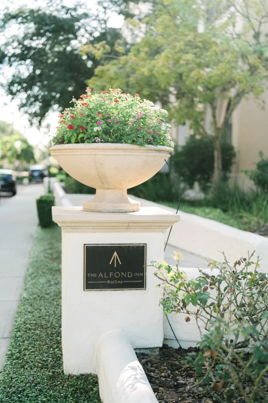 A Classic Wedding for Julia and Christian