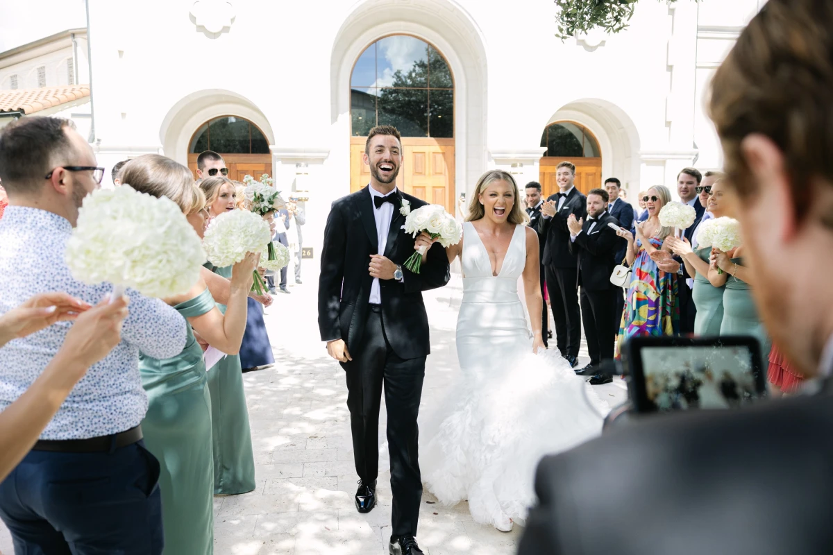 A Classic Wedding for Julia and Christian