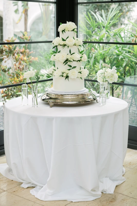 A Classic Wedding for Julia and Christian