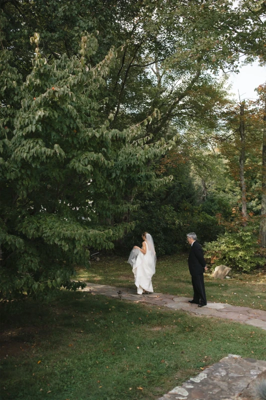 A Rustic Wedding for Julia and Eric