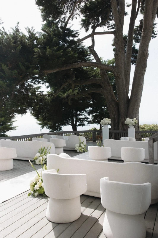 A Timeless Coastal Wedding for Kaitline and Aaron