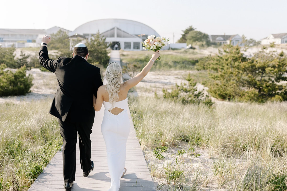 A Beach Wedding for Kaitlyn and Eric