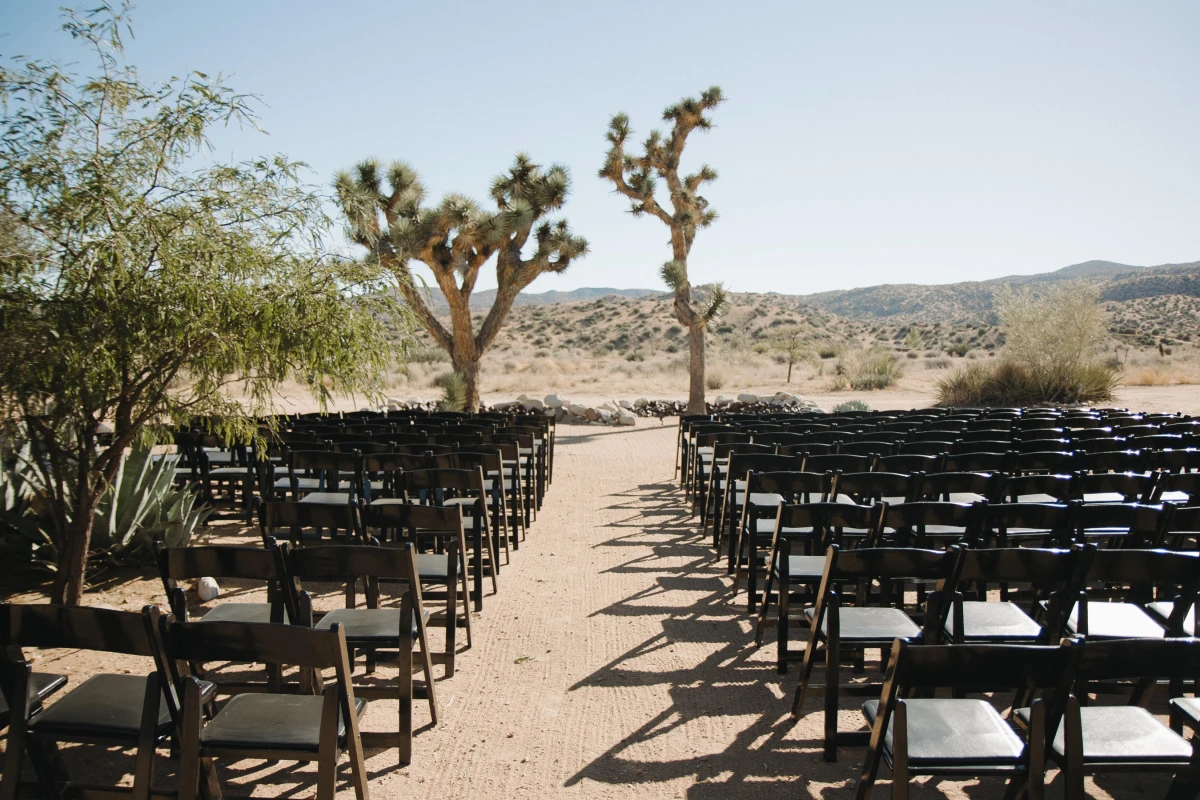 A Desert Wedding for Kate and Cody